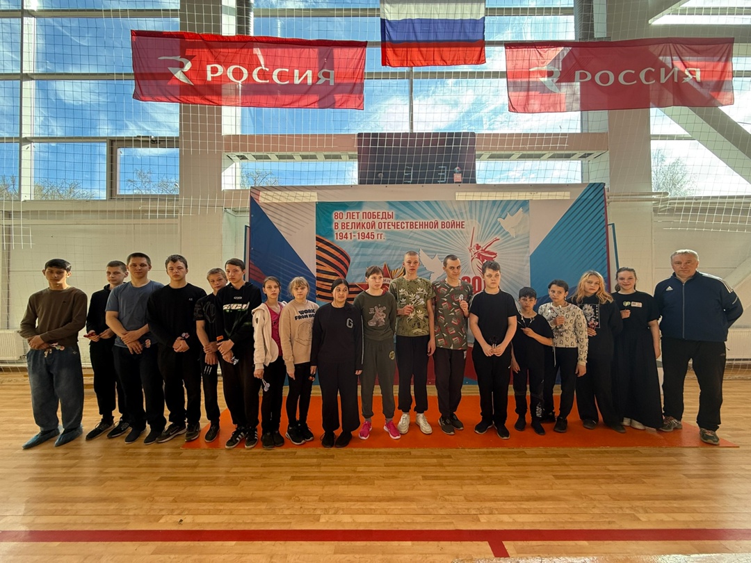 Выступают на Кубке Новгородской области по дартс!.